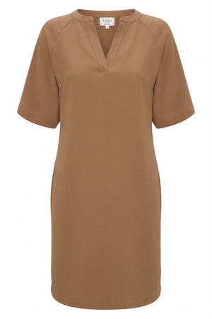 Veronique | summer camel