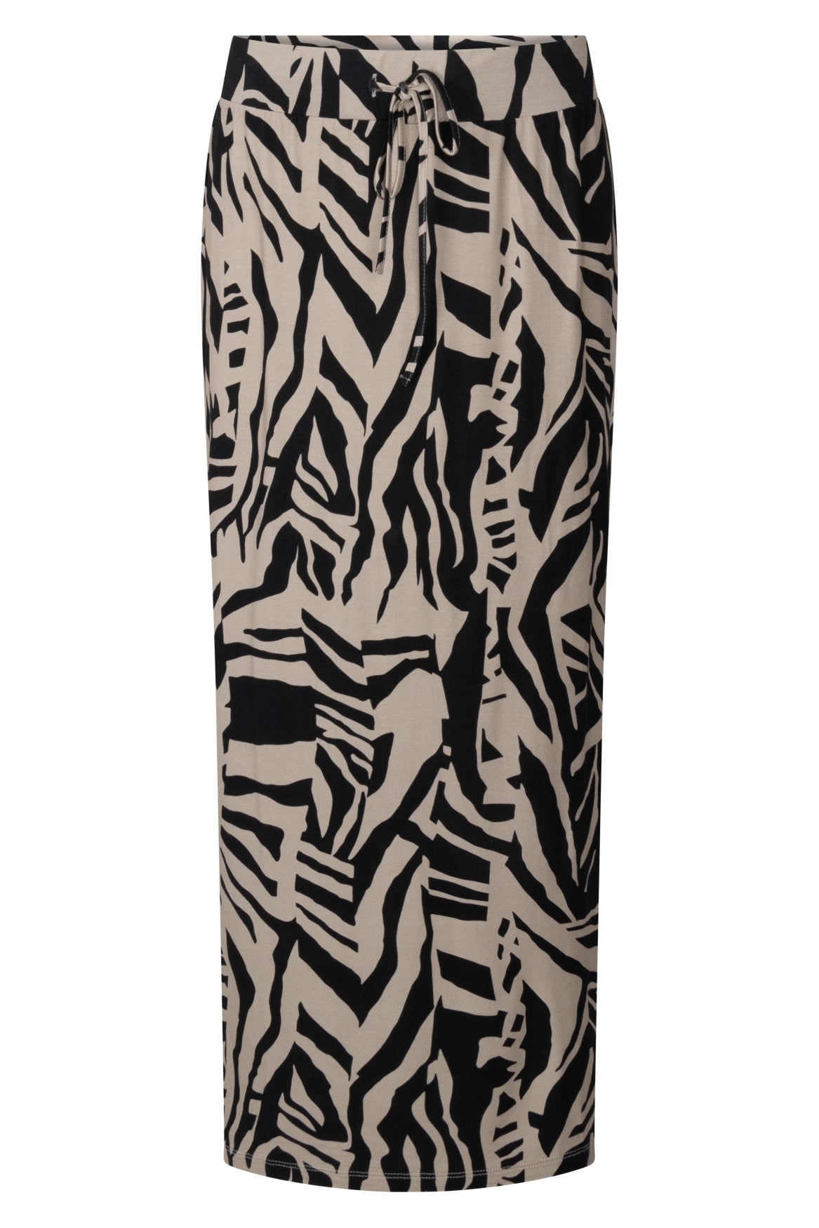 Myra | black-sand