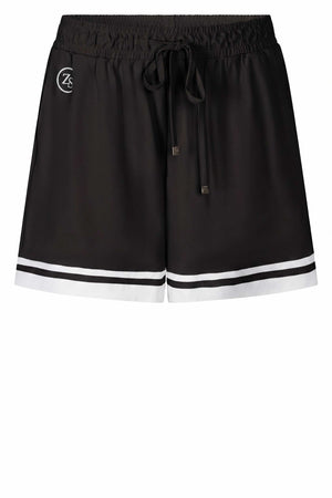 Maud | black