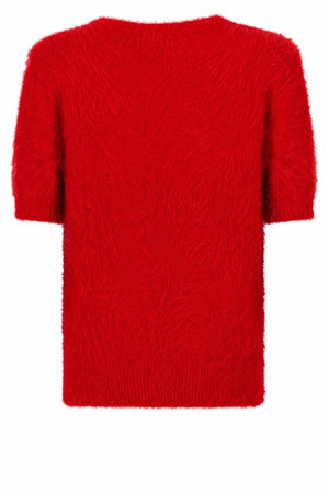 Judith | red