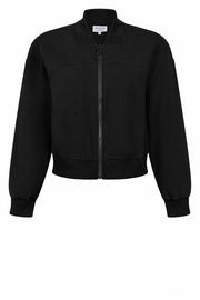 Ciska | black
