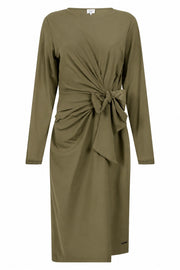 Larissa | green