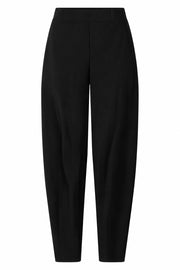 Sascha | black