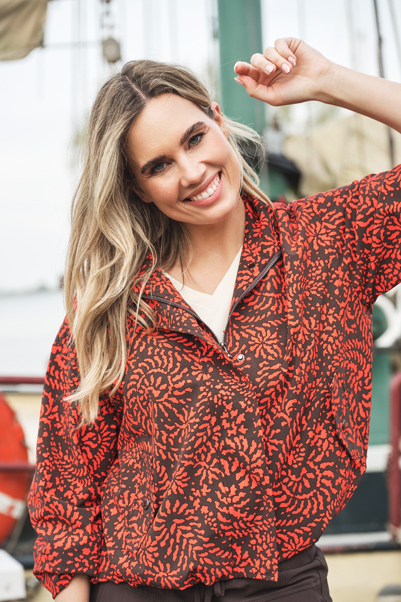 Gwen | espresso-red