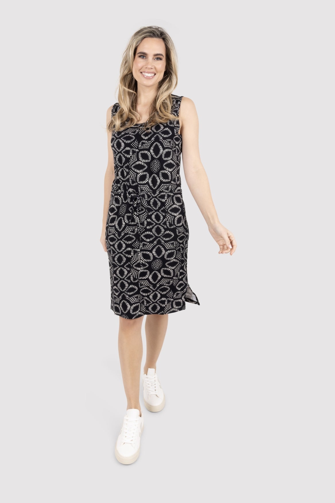 Noa | black