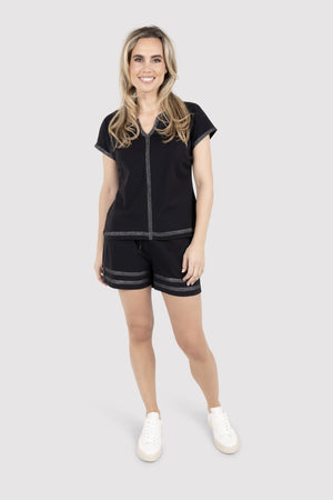 Annika | black
