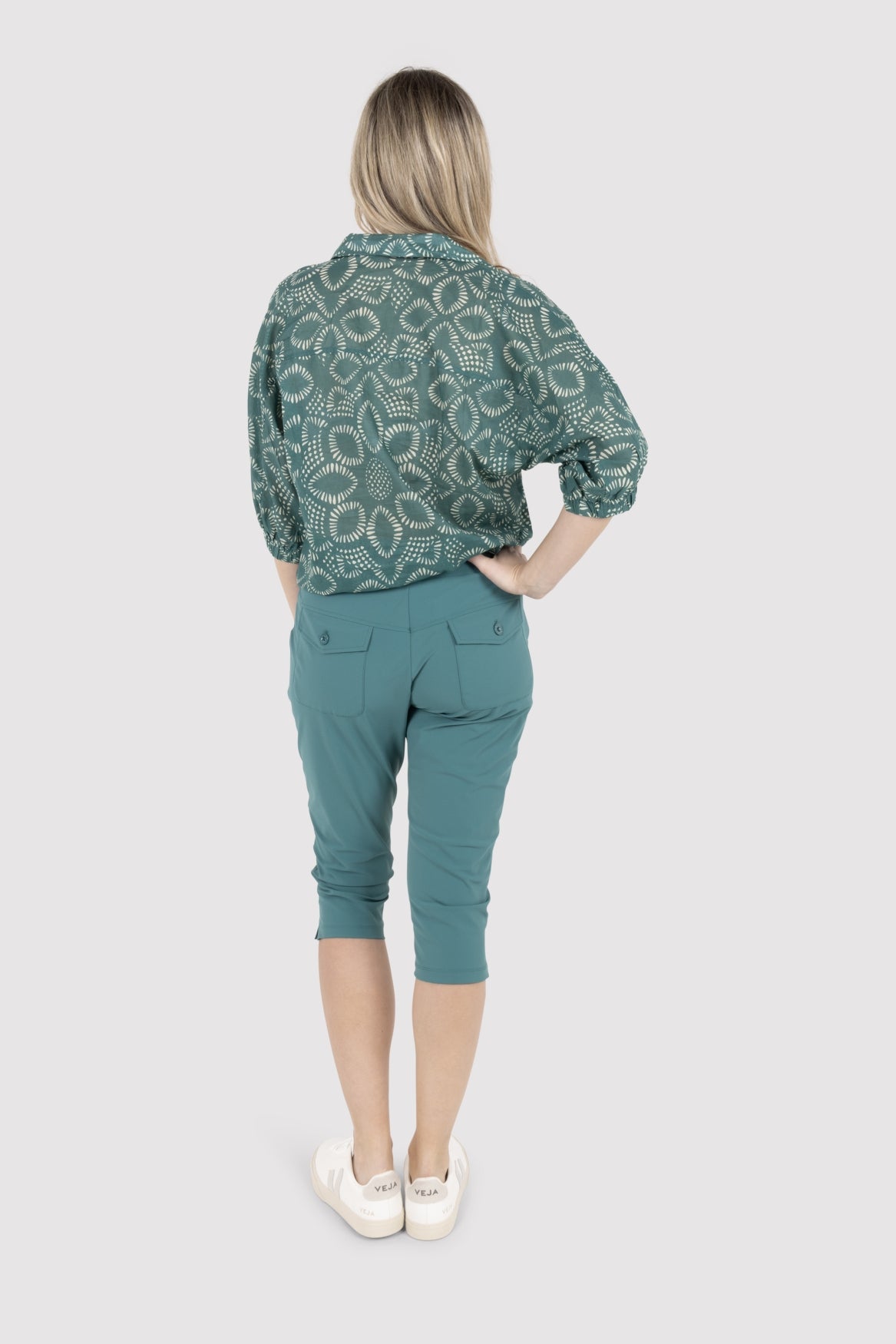 Iris | green