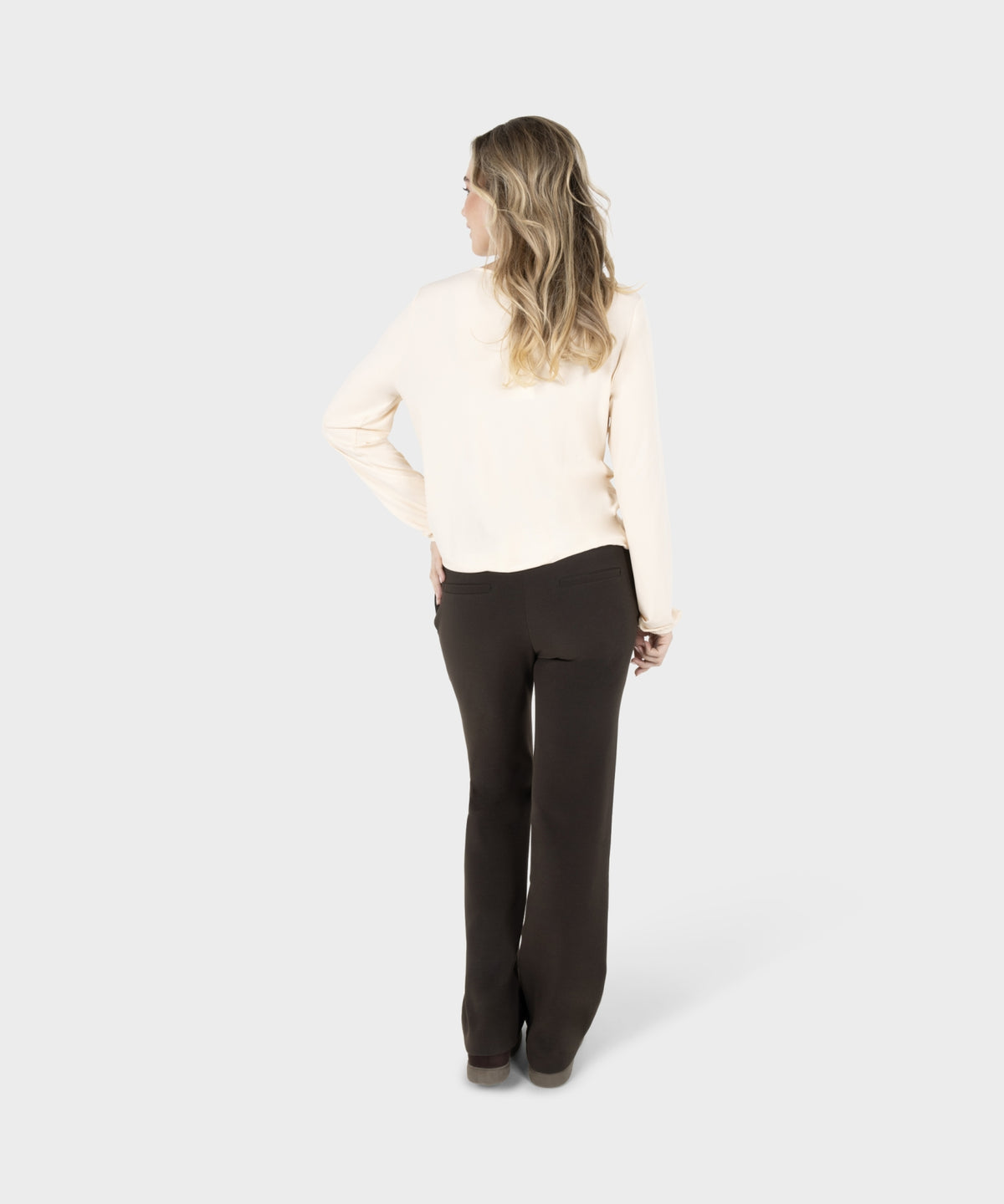 Josine | ivory