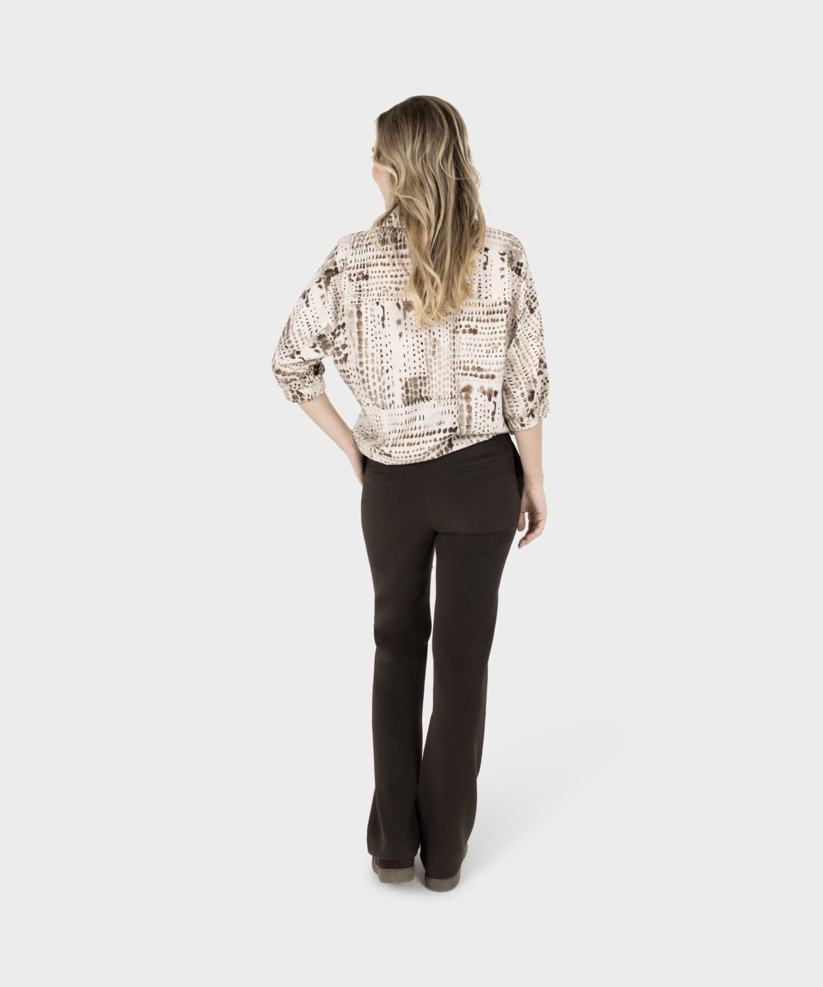 Naomi | ivory-espresso