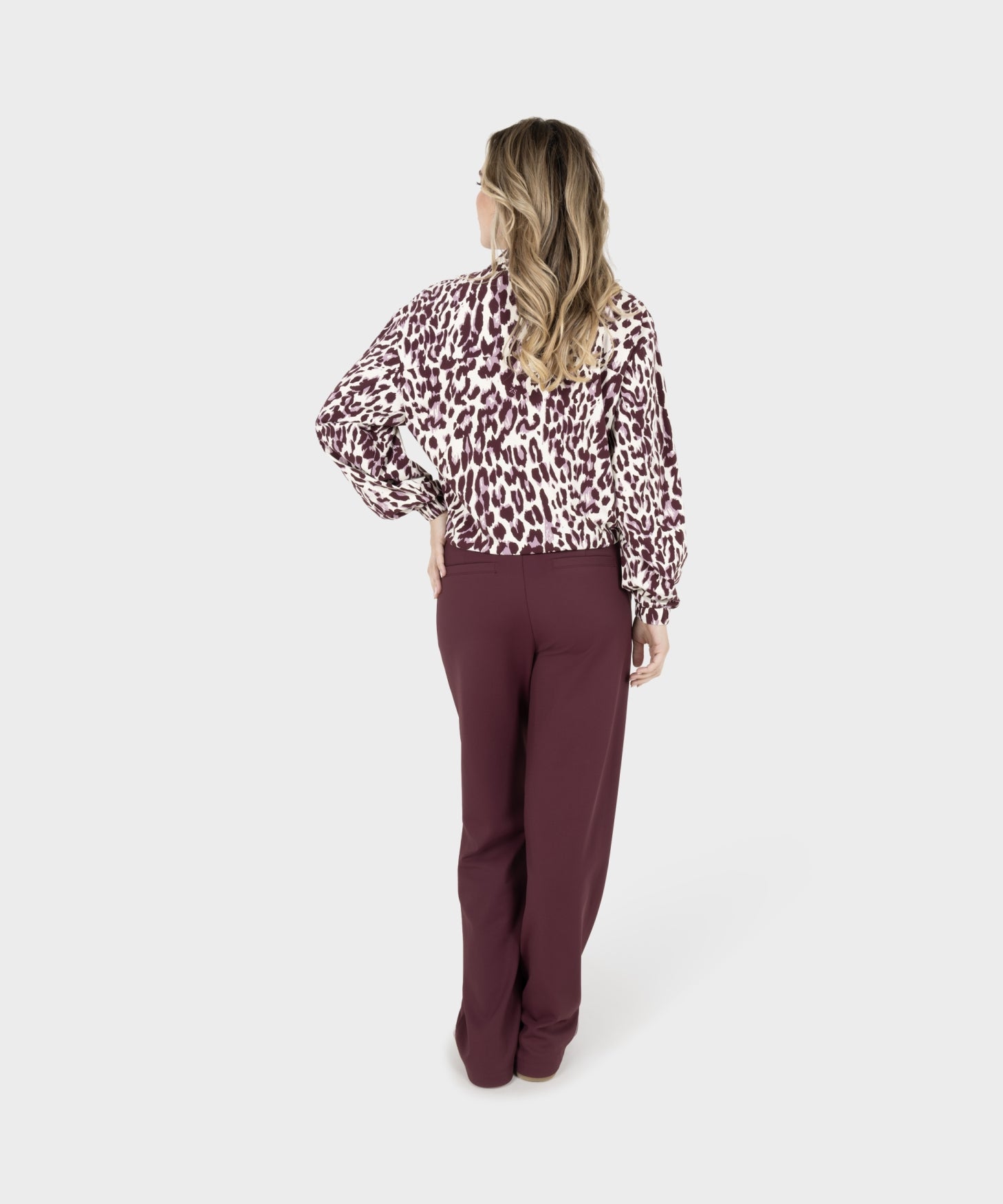 Daphne | mauve-bordeaux