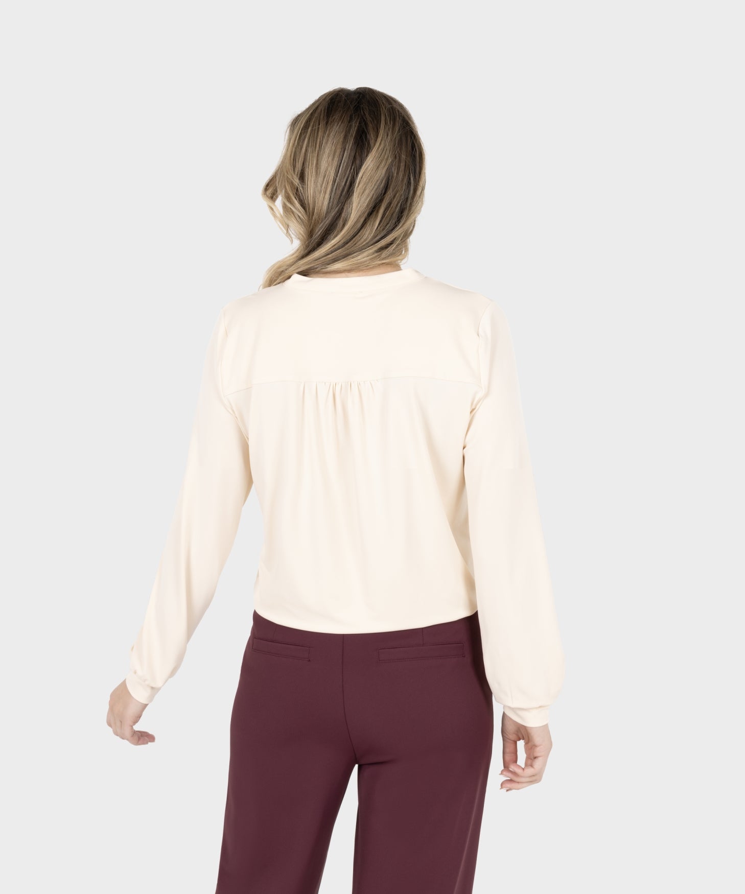 Darcy | ivory