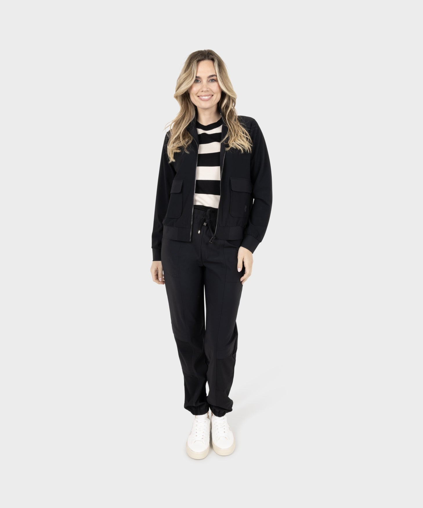 Francis | black