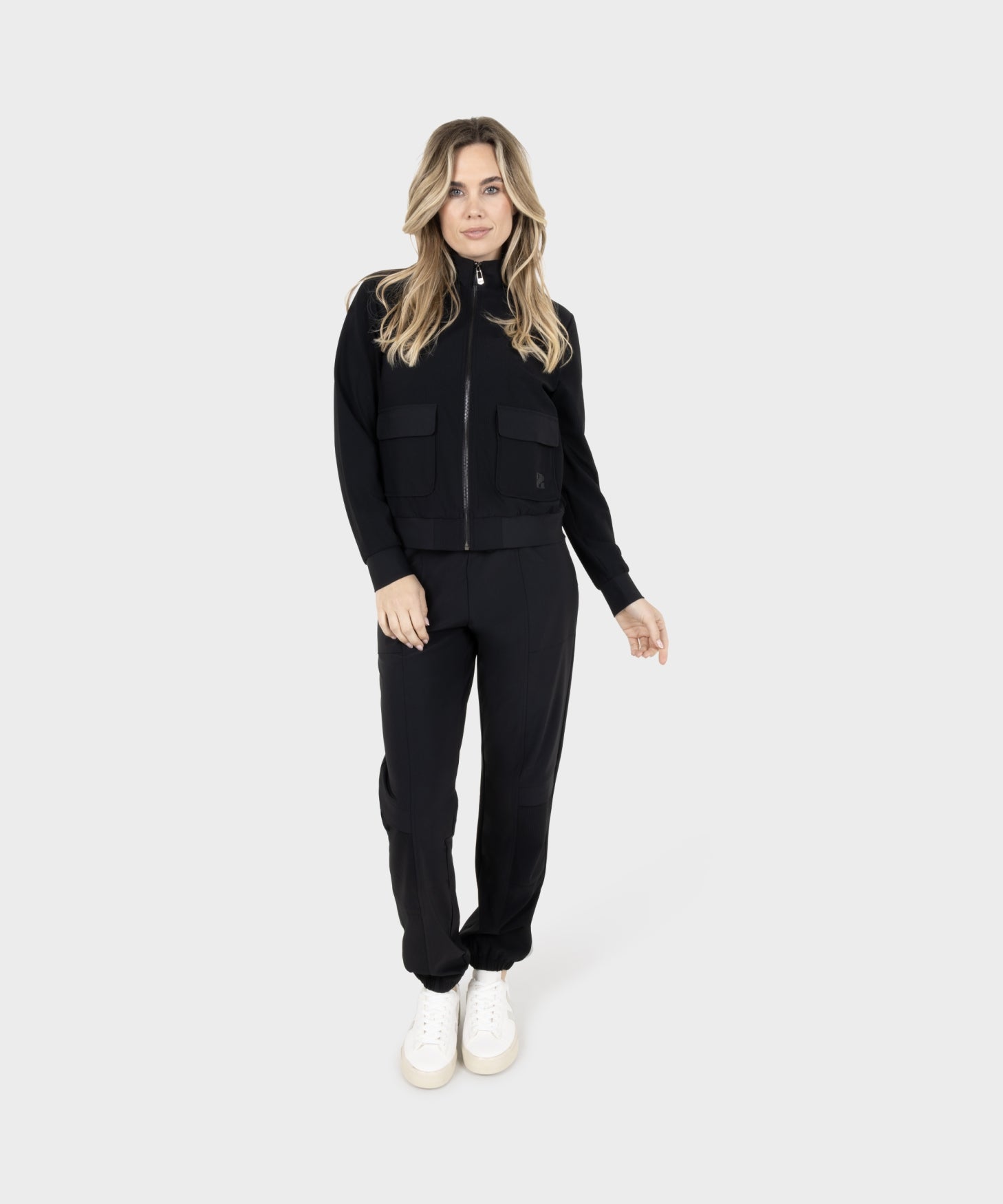 Francis | black