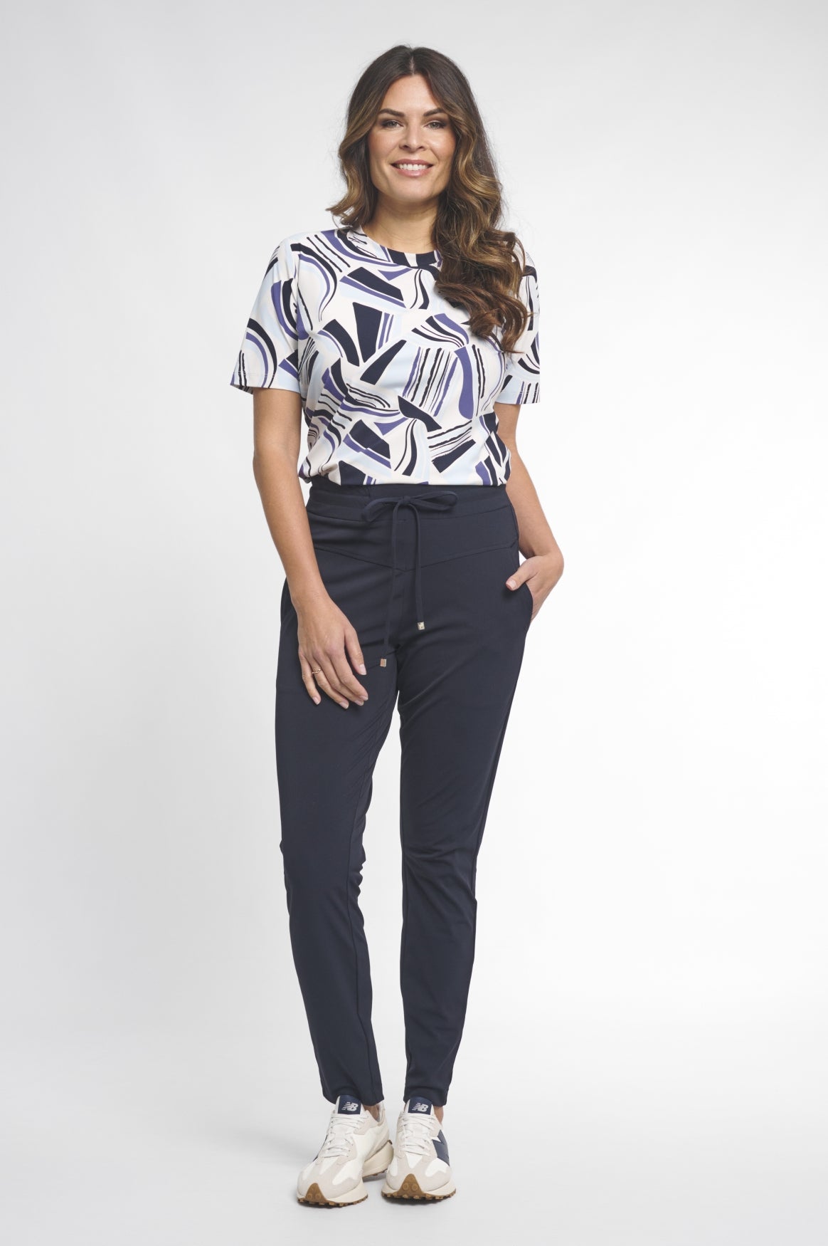 Amber | navy