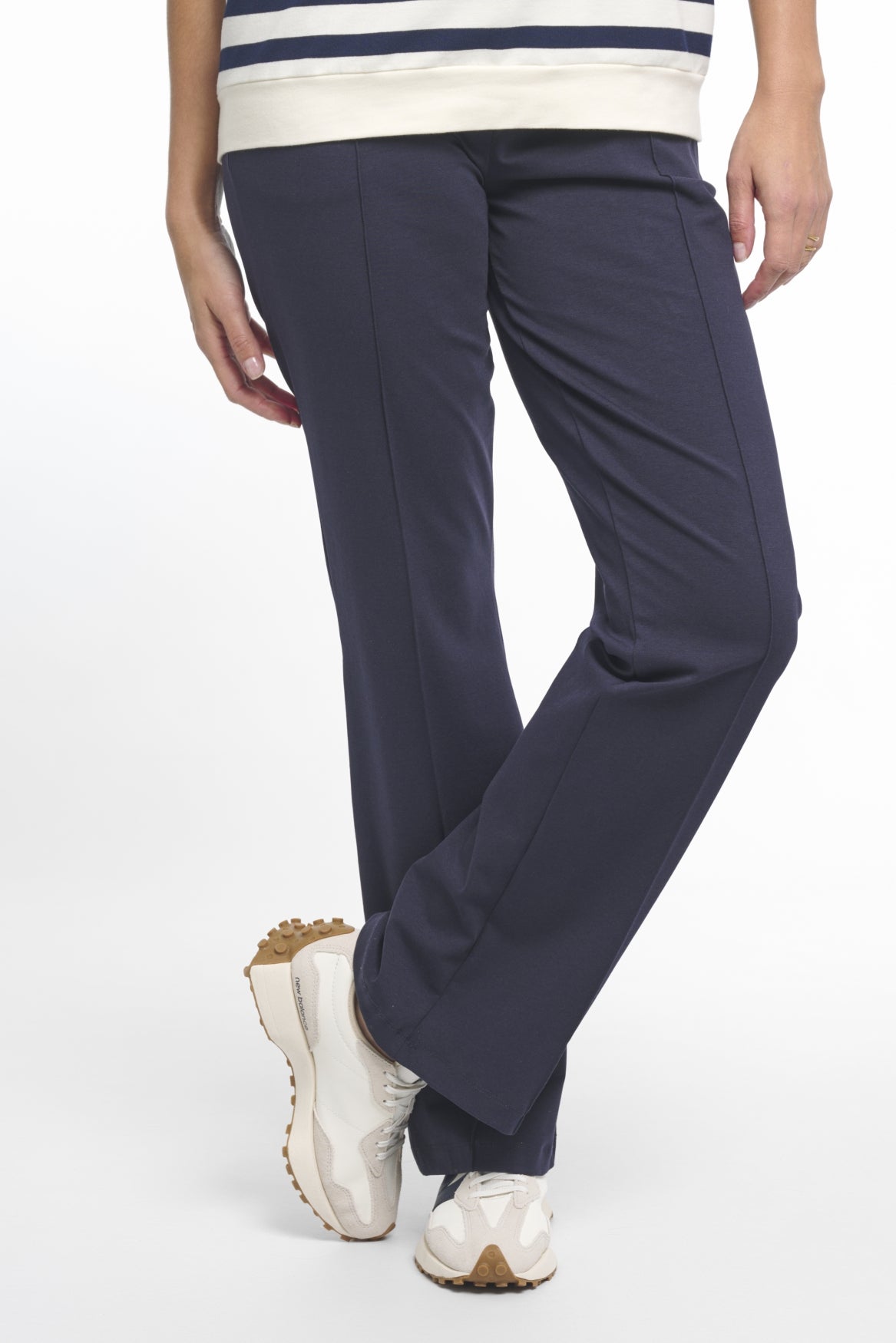 Felicia | navy
