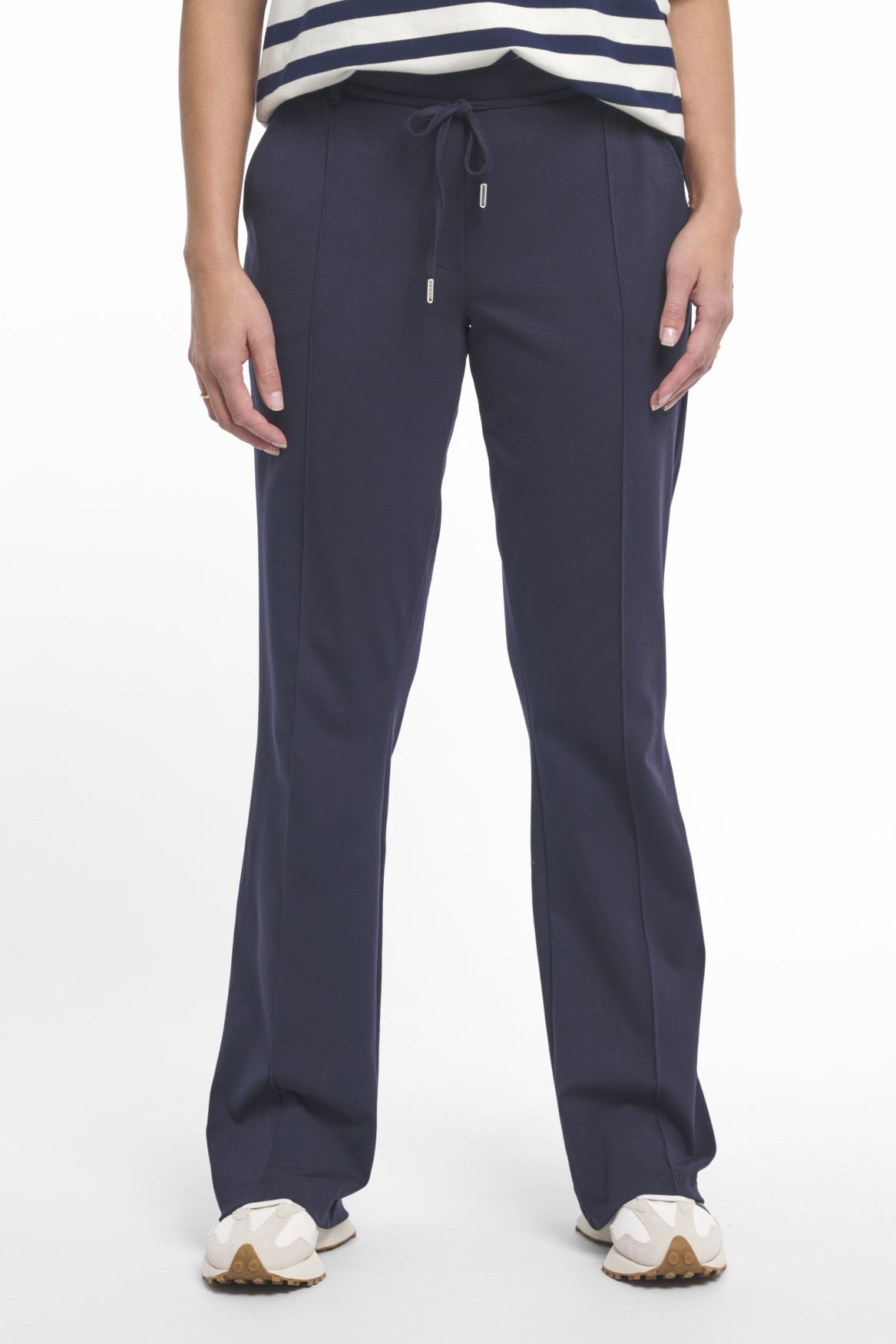 Felicia | navy