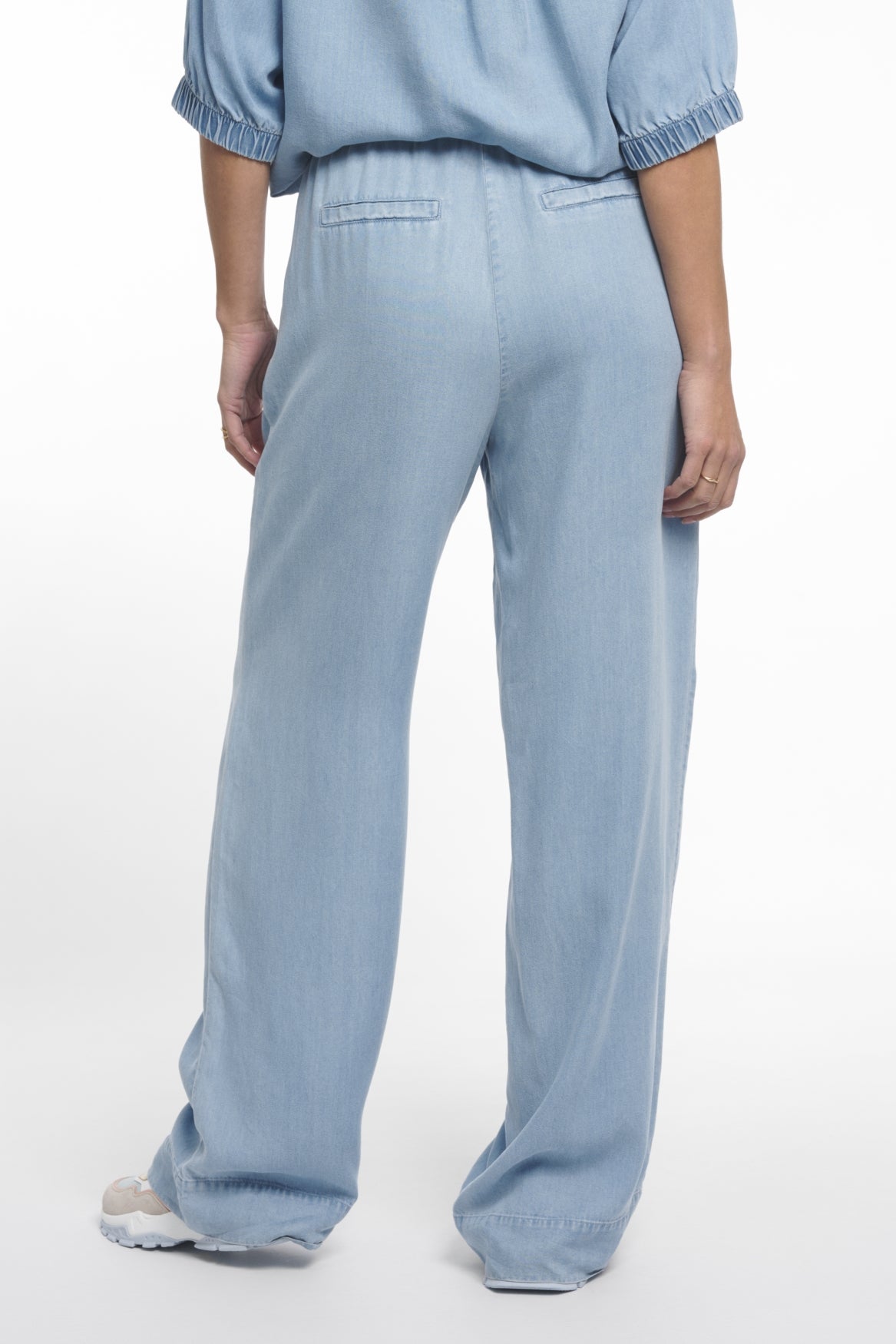 Farah | light denim