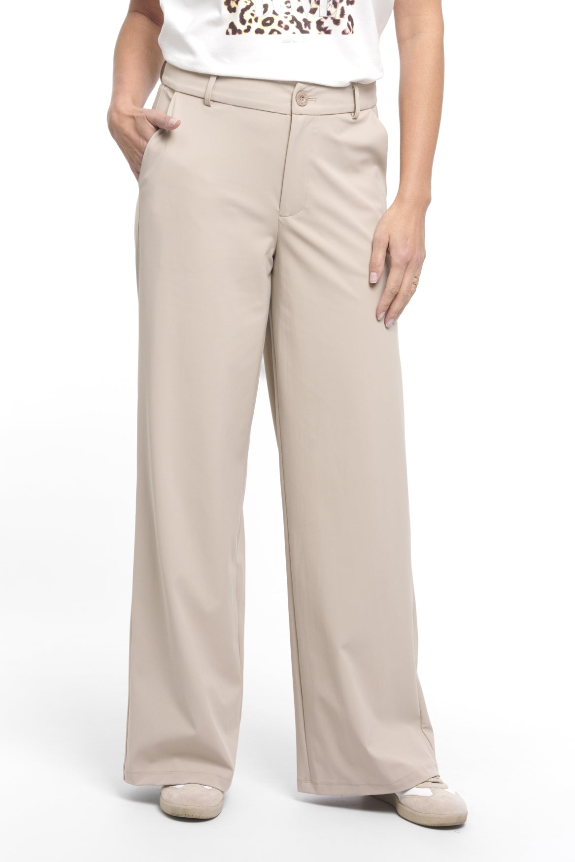 Miriam | sand stone