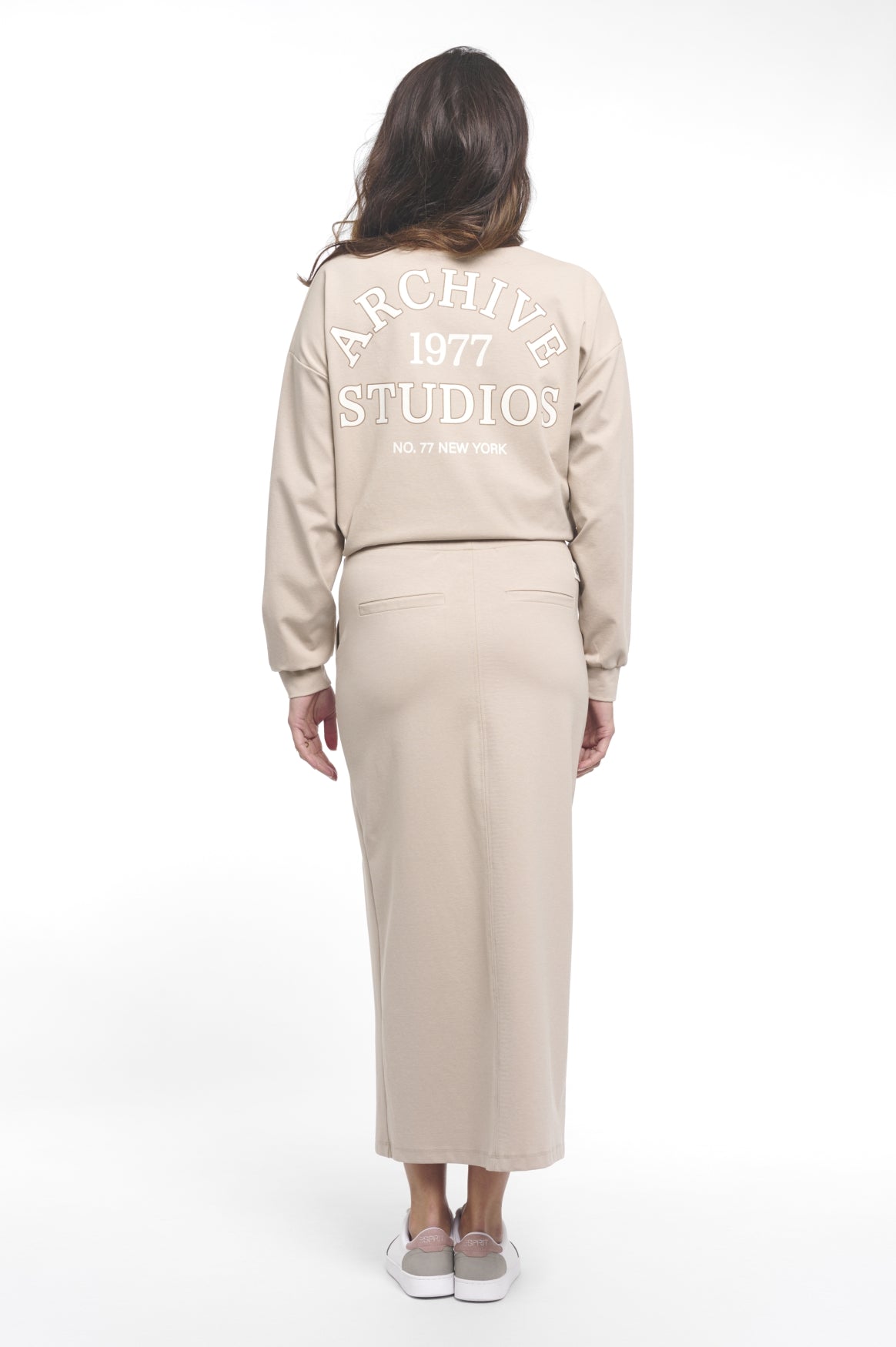 Emmy | sand stone