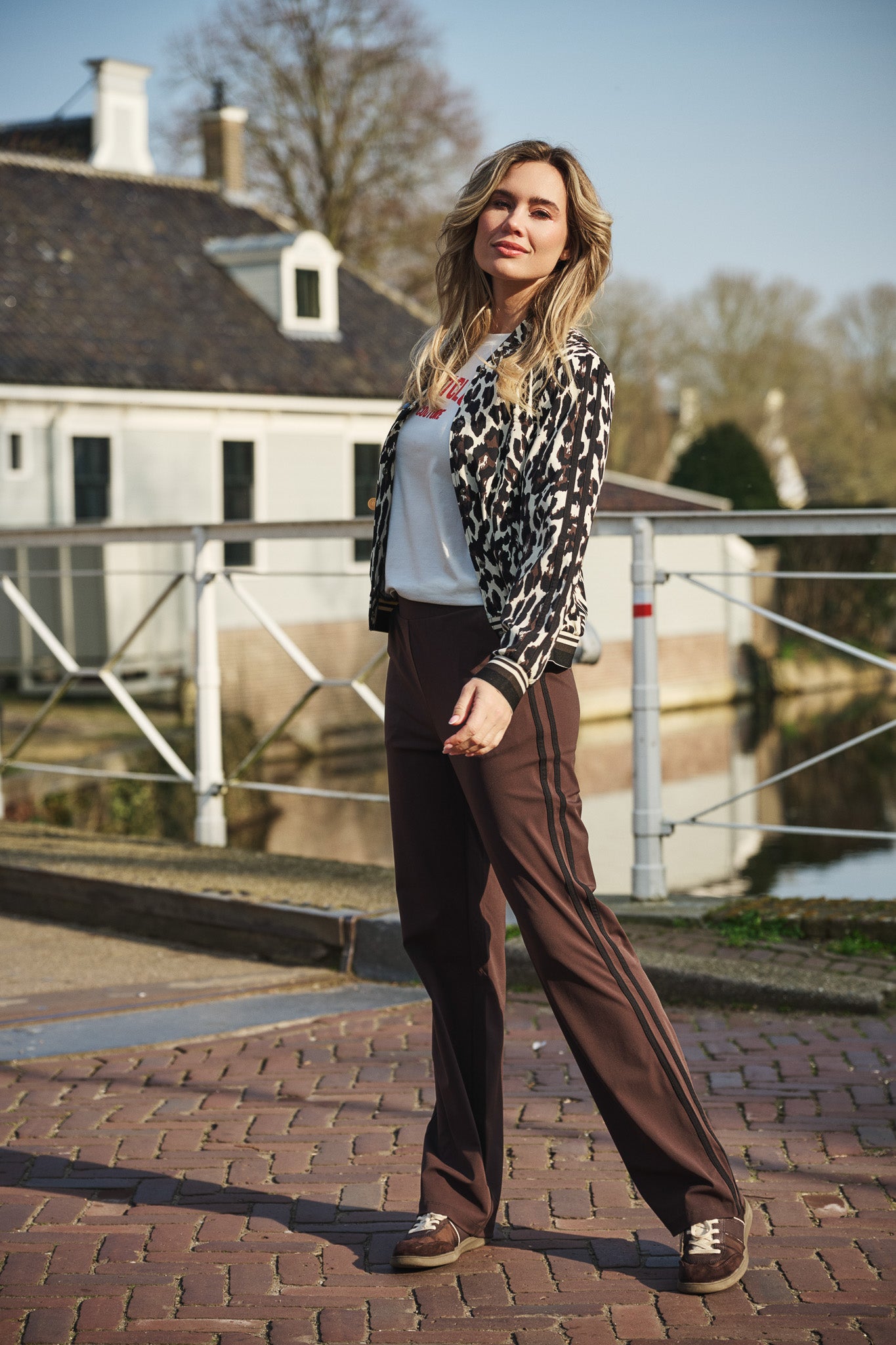 Nicoline | black-espresso