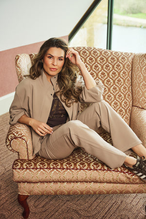 Joyce | taupe
