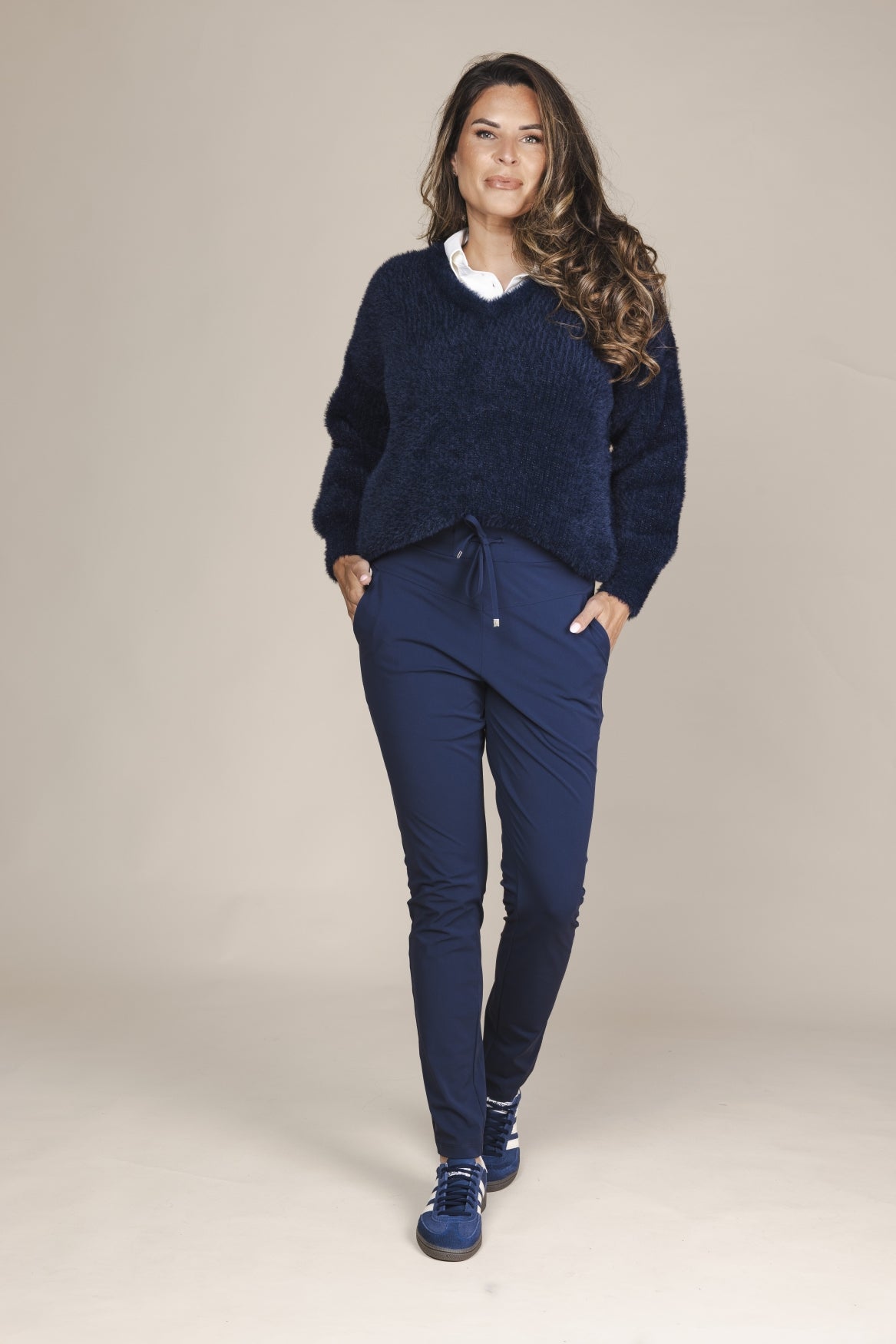 Amber | navy