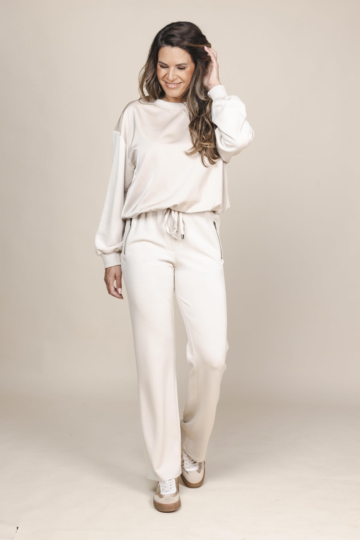 Game | beige